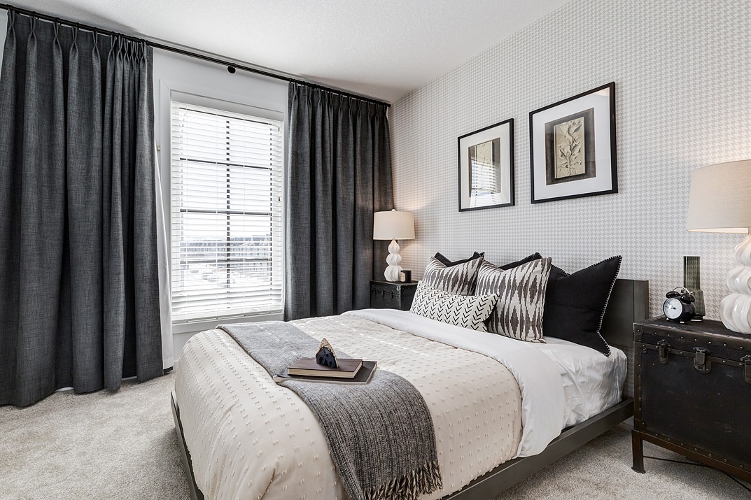 Hp plan r photo 08 master bedroom