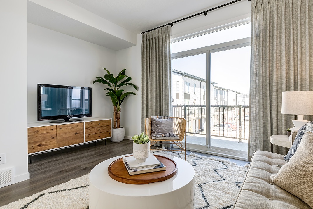 Hp plan u photo 04 great room 2