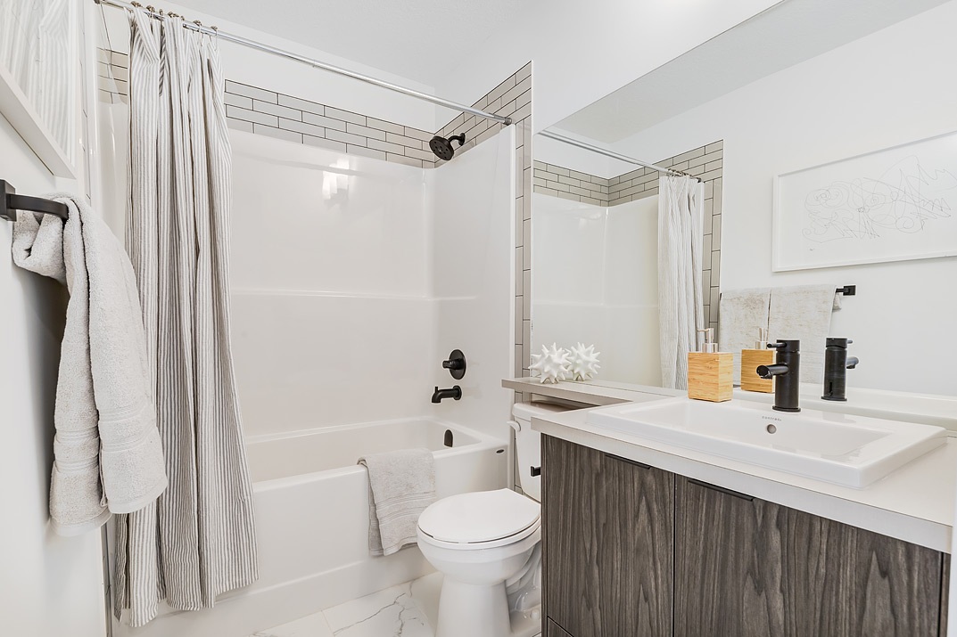 Hp plan u photo 09 bathroom