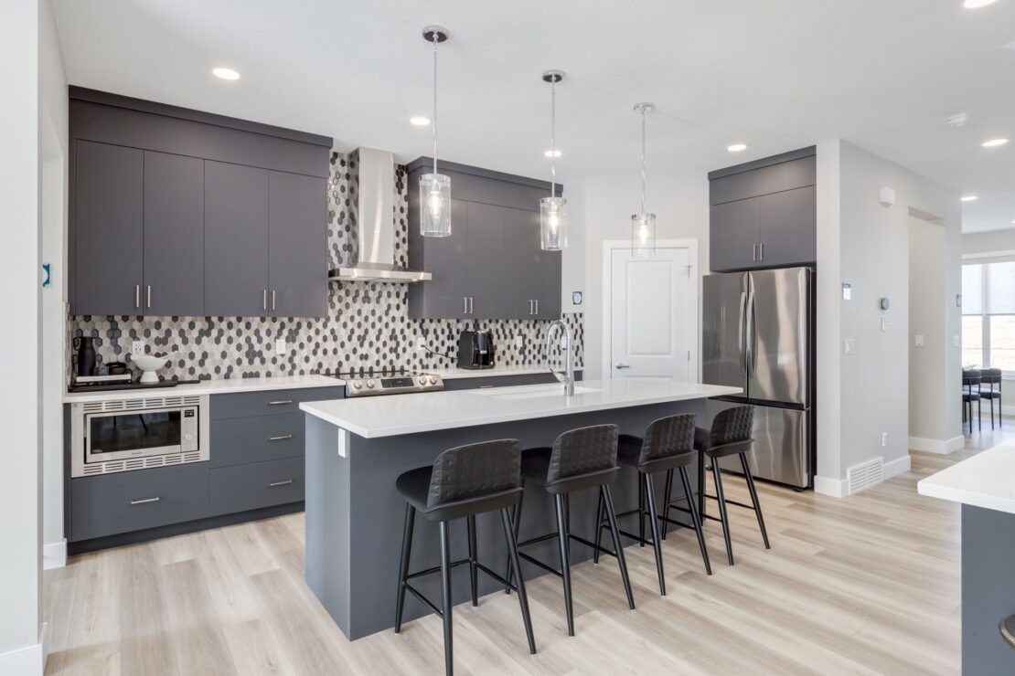 Bellevue MGHY Kitchen3